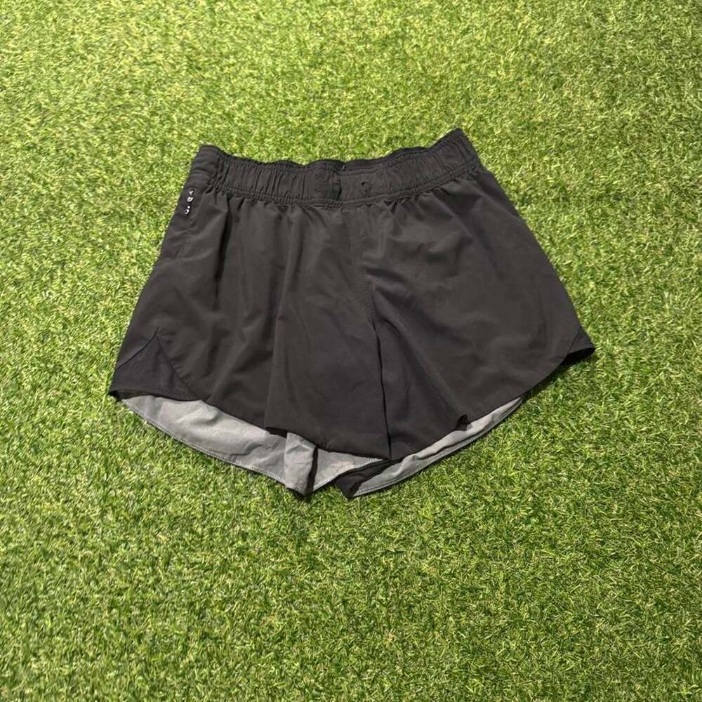 Black lululemon speed up shorts